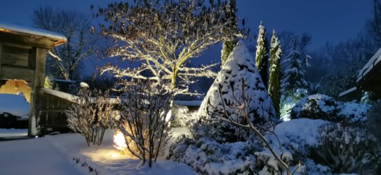chalets maramour sous la neige. Ambiance magique aux chalets de maramour en hiver chalets maramour sous la neige